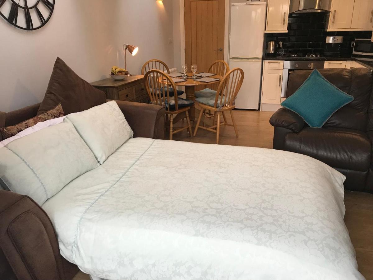 Cozy Lodge With Private Garden And Bbq Barton-upon-Humber Eksteriør bilde